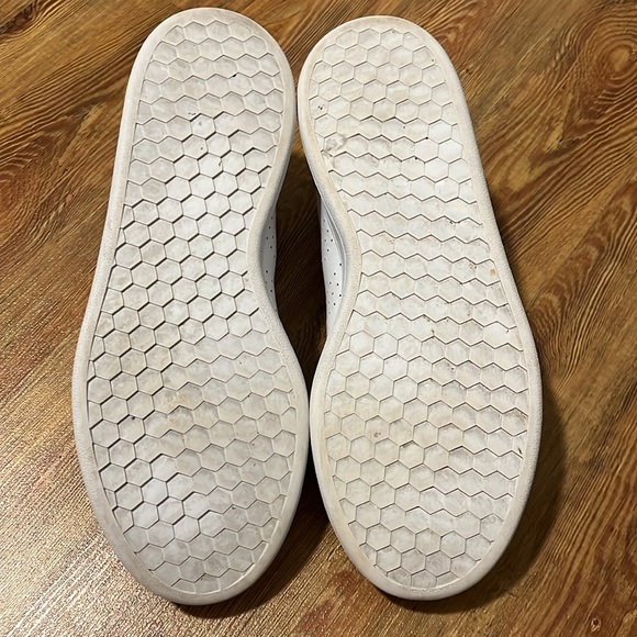 Adidas Sneaker ~ White ~ 8 - Picture 6 of 6